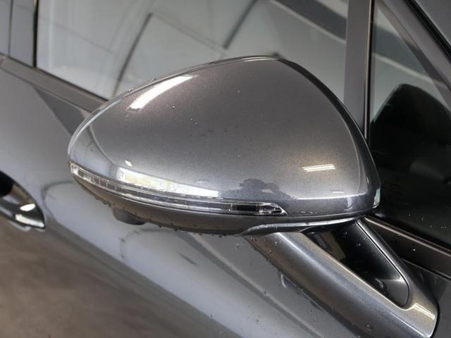 Photo of 2024 Volcano Grey Metallic Porsche Macan