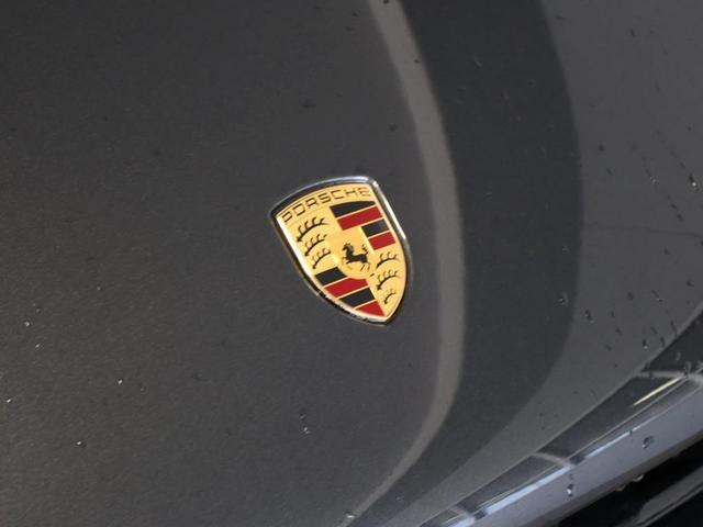 Photo of 2024 Volcano Grey Metallic Porsche Macan