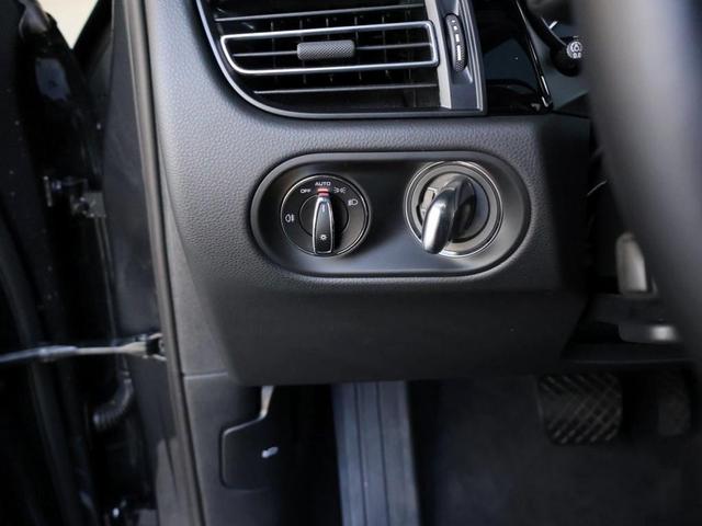 Photo of 2024 Volcano Grey Metallic Porsche Macan