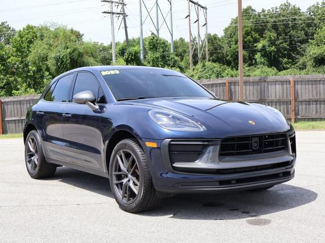 Photo of 2023 Night Blue Metallic Porsche Macan