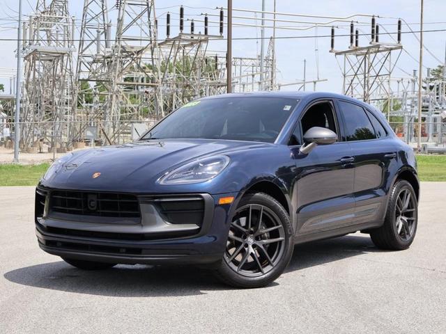 Photo of 2023 Night Blue Metallic Porsche Macan