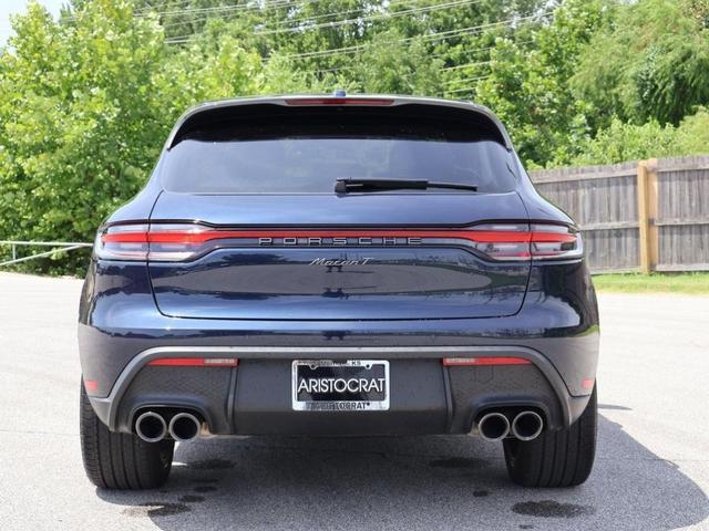 Photo of 2023 Night Blue Metallic Porsche Macan