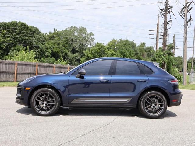 Photo of 2023 Night Blue Metallic Porsche Macan