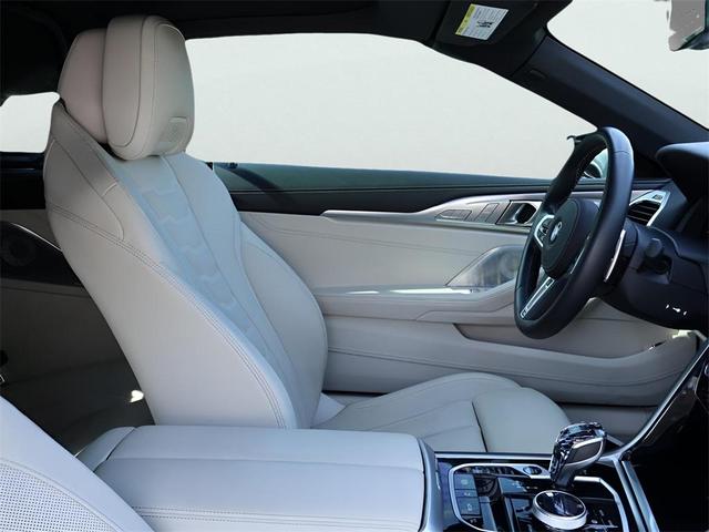 Photo of 2024 Alpine White BMW M850