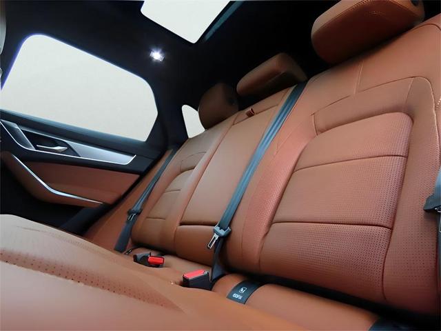Photo of 2025 Portofino Blue Jaguar F-PACE
