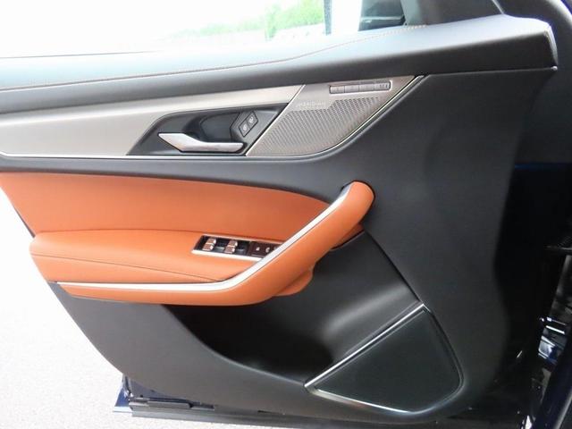 Photo of 2025 Portofino Blue Jaguar F-PACE