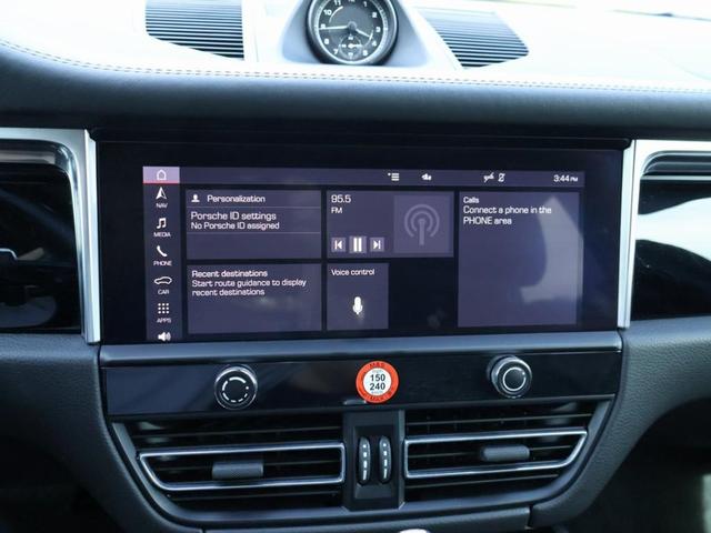 Photo of 2023 Black Porsche Macan