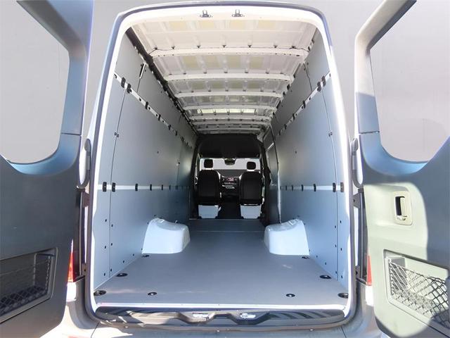 Photo of 2024 Arctic White Mercedes-Benz Sprinter 3500XD