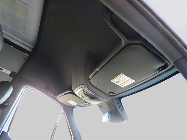 Photo of 2024 Arctic White Mercedes-Benz Sprinter 3500XD
