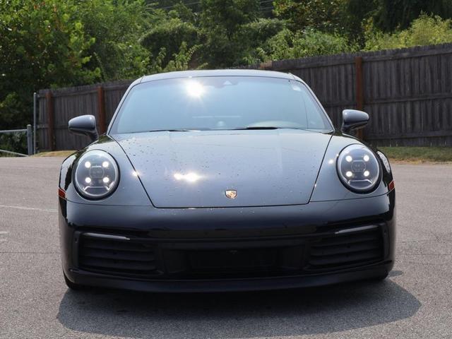 Photo of 2021 Black Porsche 911