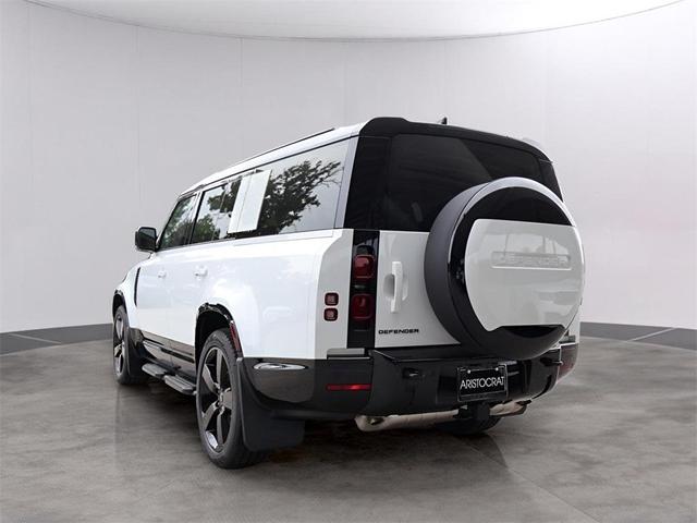 Photo of 2025 Fuji White Land Rover Defender