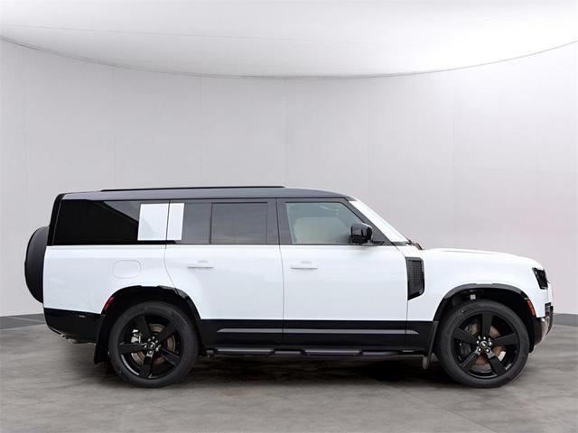 Photo of 2025 Fuji White Land Rover Defender