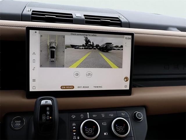 Photo of 2025 Fuji White Land Rover Defender