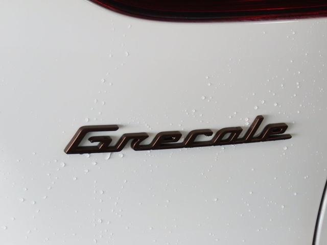 Photo of 2025 Bianco Maserati Grecale Folgore
