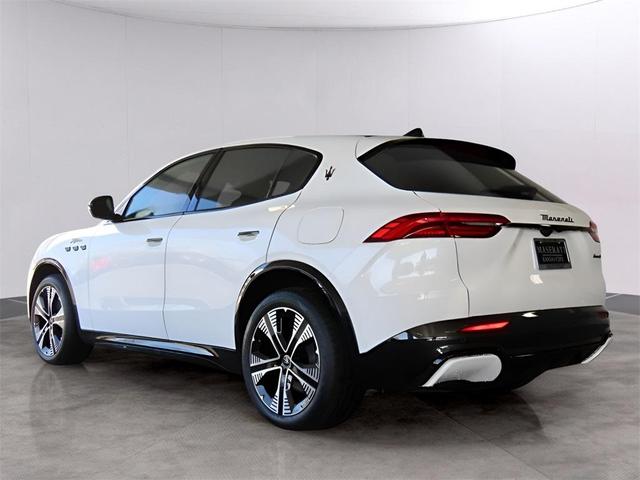 Photo of 2025 Bianco Maserati Grecale Folgore