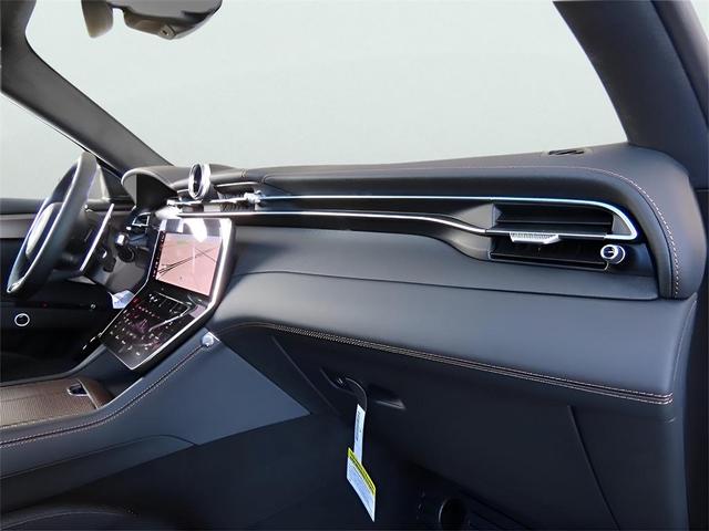 Photo of 2025 Bianco Maserati Grecale Folgore