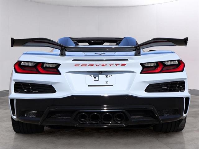 Photo of 2024 Ceramic Matrix Gray Metallic Chevrolet Corvette