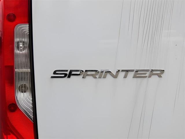 Photo of 2024 Arctic White Mercedes-Benz Sprinter 2500