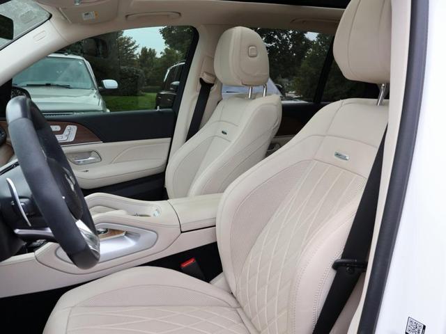Photo of 2023 Diamond White Mercedes-Benz AMG GLE 53