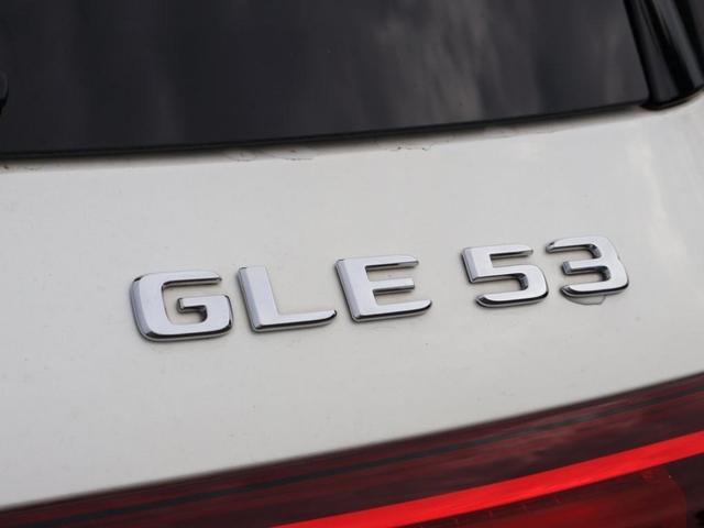Photo of 2023 Diamond White Mercedes-Benz AMG GLE 53