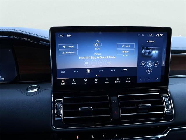 Photo of 2024 Ceramic Pearl Metallic Lincoln Navigator