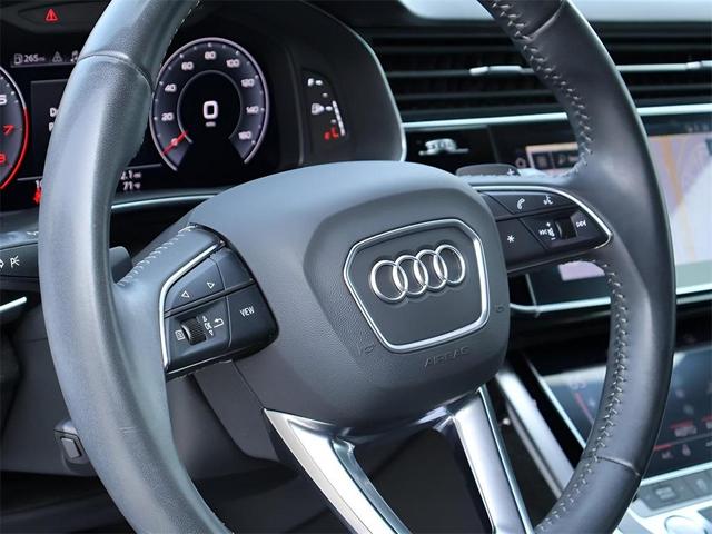 Photo of 2019 Orca Black Metallic Audi Q8