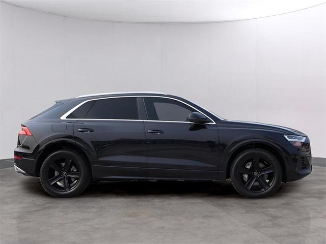 Photo of 2019 Orca Black Metallic Audi Q8