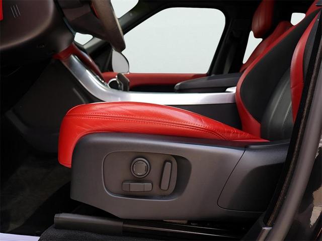 Photo of 2021 Santorini Black Land Rover Range Rover Sport
