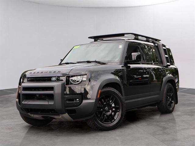 Photo of 2023 Santorini Black Land Rover Defender