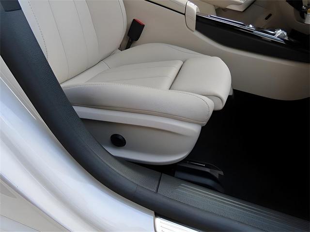 Photo of 2025 Polar White Mercedes-Benz CLA 250