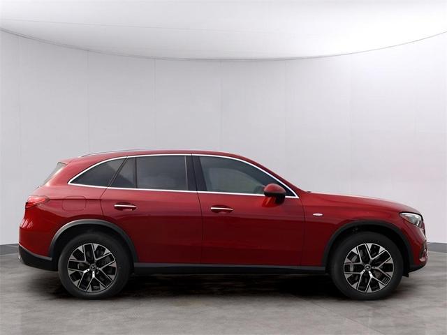 Photo of 2025 MANUFAKTUR Patagonia Red Metallic Mercedes-Benz GLC 350e