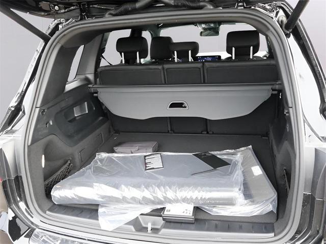 Photo of 2025 Midnight Black Mercedes-Benz GLB 250