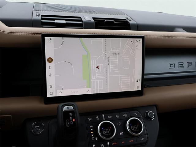 Photo of 2025 Fuji White Land Rover Defender