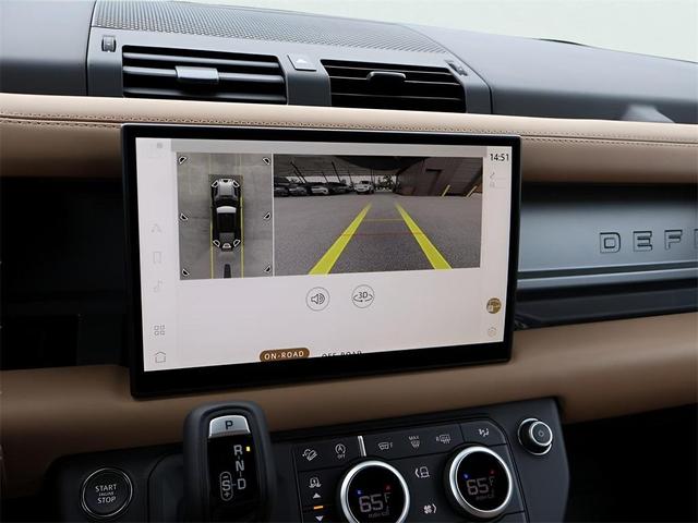 Photo of 2025 Fuji White Land Rover Defender
