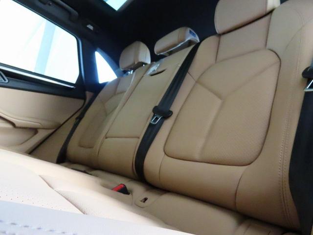 Photo of 2025 Volcano Grey Metallic Porsche Macan