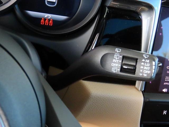 Photo of 2025 Volcano Grey Metallic Porsche Macan