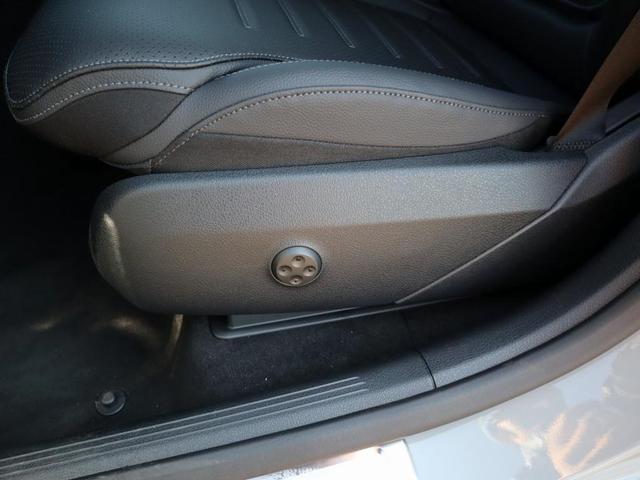 Photo of 2026 Gray Mercedes-Benz GLC 300