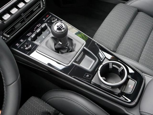 Photo of 2024 Black Porsche 911