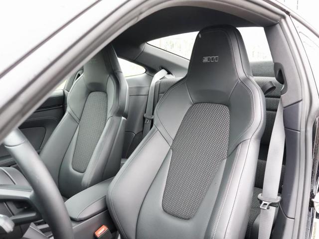 Photo of 2024 Black Porsche 911