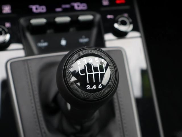 Photo of 2024 Black Porsche 911