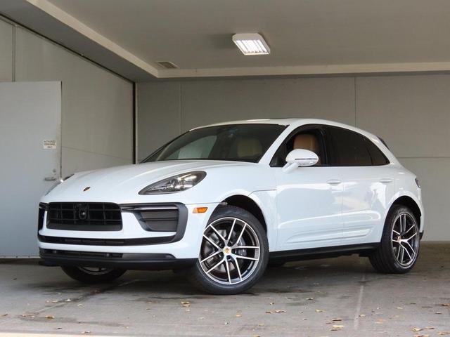 Photo of 2025 Carrara White Metallic Porsche Macan