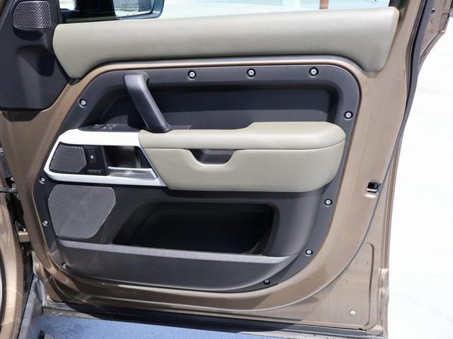 Photo of 2022 Gondwana Stone Land Rover Defender