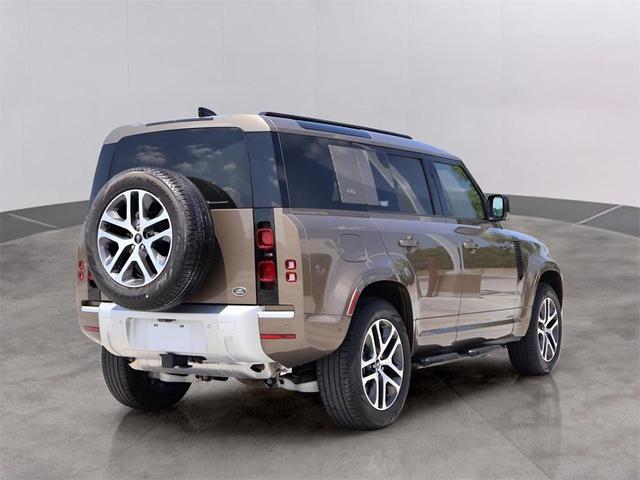Photo of 2022 Gondwana Stone Land Rover Defender