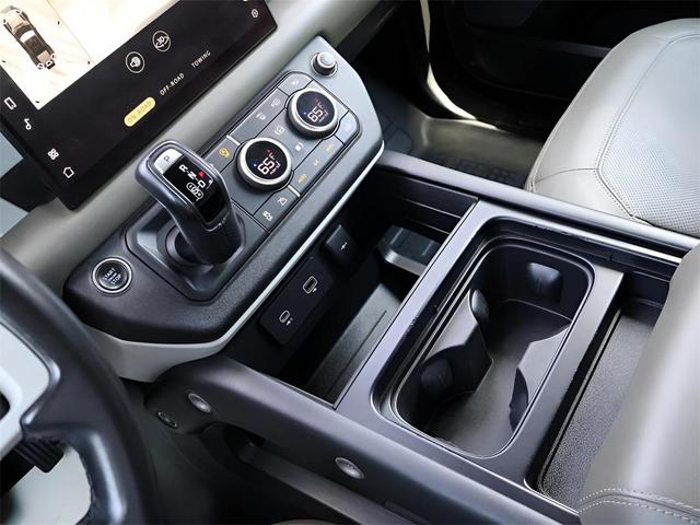 Photo of 2022 Gondwana Stone Land Rover Defender