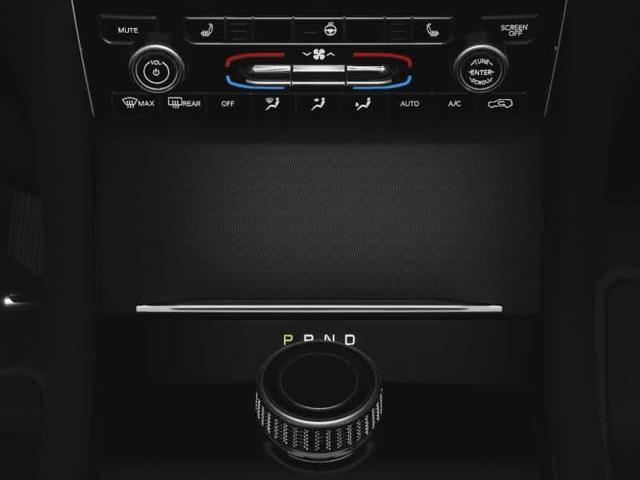 Photo of 2025 Silver Zynith Jeep Grand Cherokee