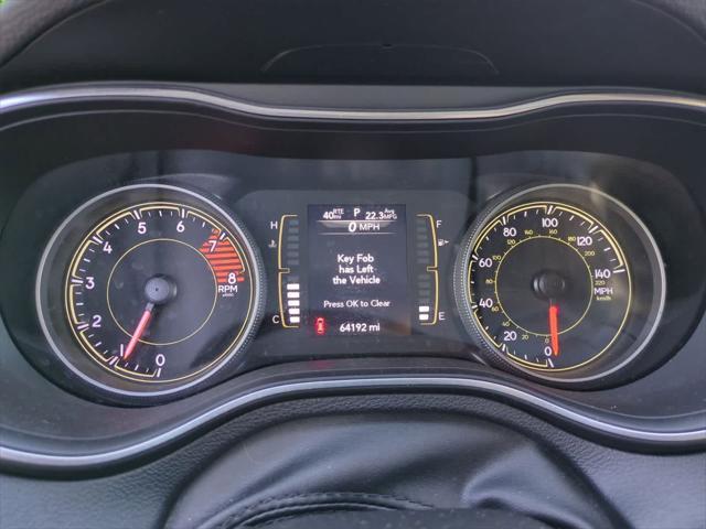 Photo of 2021 Light Brownstone Pearlcoat Jeep Cherokee