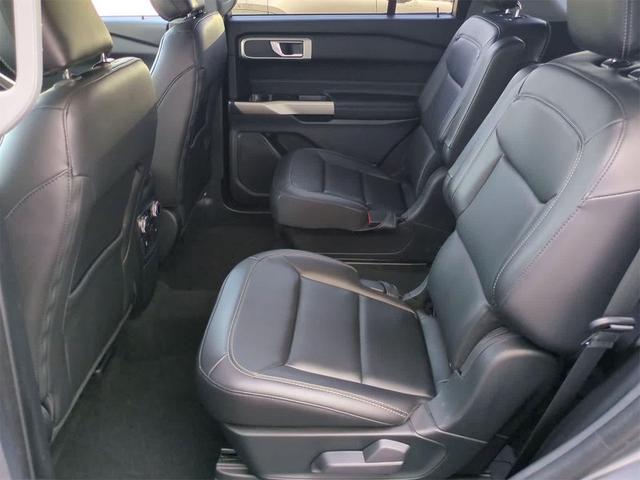 Photo of 2023 Carbonized Gray Metallic Ford Explorer