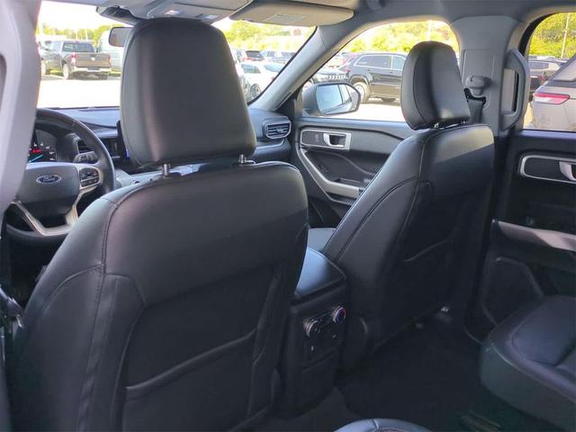 Photo of 2023 Carbonized Gray Metallic Ford Explorer