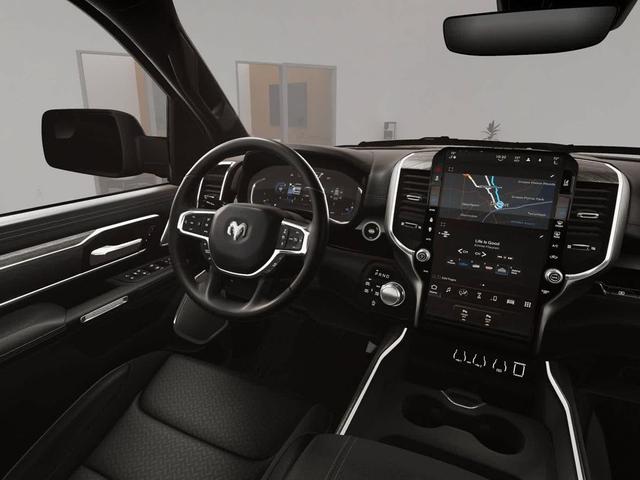 Photo of 2026 Diamond Black Crystal Pearlcoat RAM 1500
