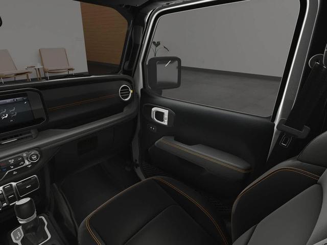 Photo of 2025 Bright White Clearcoat Jeep Gladiator